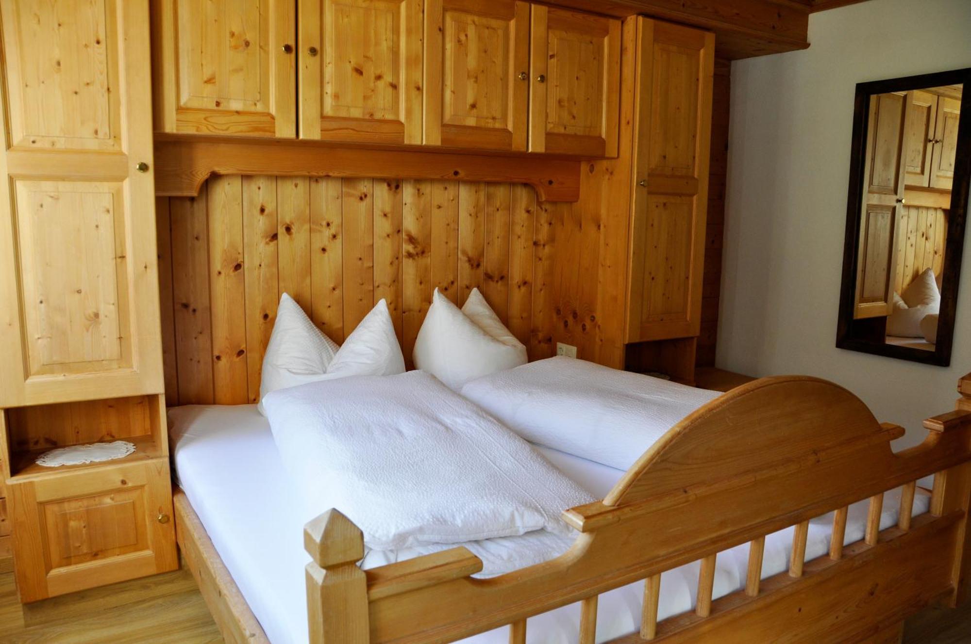 Saffretta Ferienwohnungen Ischgl Exterior foto